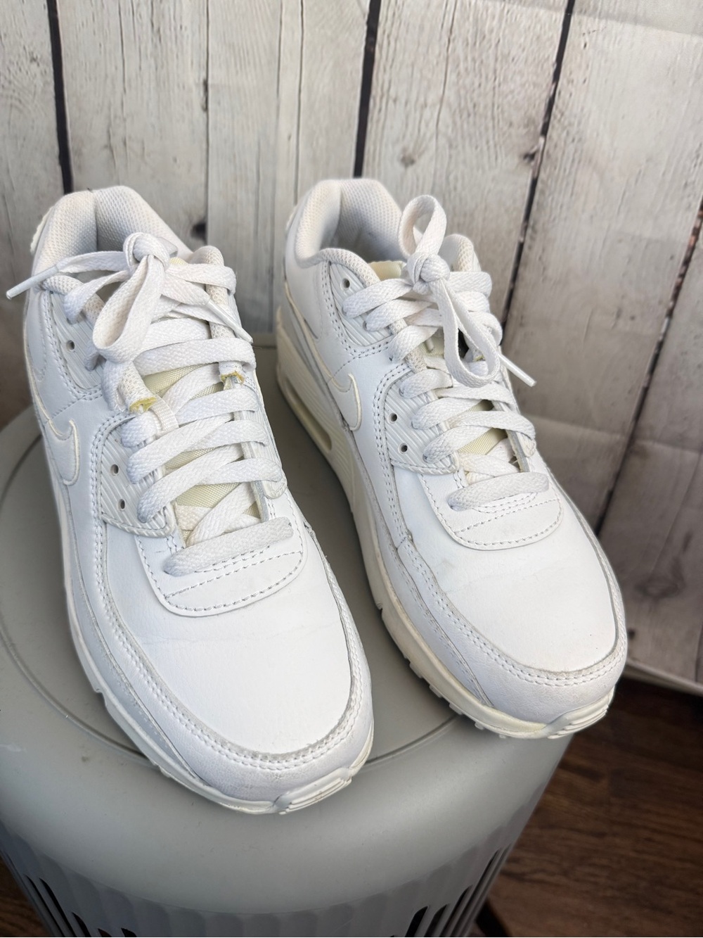 Nike White Kids Low-Top Leather Sneakers